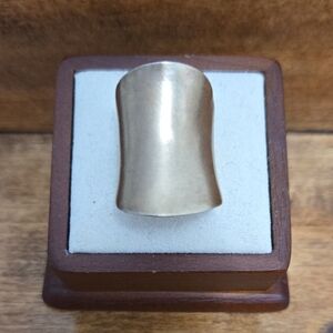 Baroni Gold Tone Ring